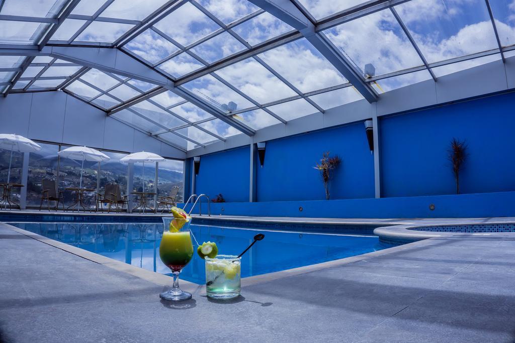 Hotel Emperador Амбато Екстер'єр фото